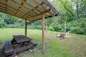 Serene Briceville Vacation Rental Cabin w/ Grill!