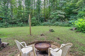 Serene Briceville Vacation Rental Cabin w/ Grill!