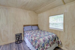 Serene Briceville Vacation Rental Cabin w/ Grill!