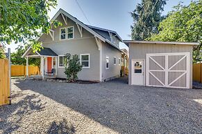Lafayette Townhome: Cozy Retreat w/ Private Patio