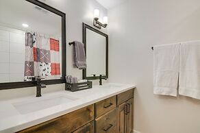 Brian Head Retreat w/ Deck, Shuttle to Ski Slopes!