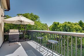 Malibu Retreat w/ Balcony & Mountain Views
