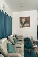 Aromdee @ Naithon Beach