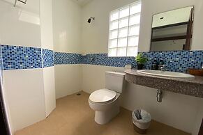 Aromdee @ Naithon Beach