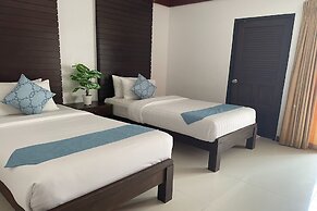 Aromdee @ Naithon Beach