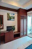 Aromdee @ Naithon Beach