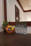 Aromdee @ Naithon Beach