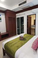 Aromdee @ Naithon Beach