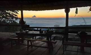 Doi Pumuen Lahu Homestay