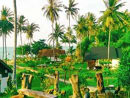 Ary's Lagoon by Cocotel