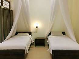 Ary's Lagoon by Cocotel