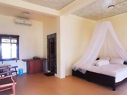 Ary's Lagoon by Cocotel