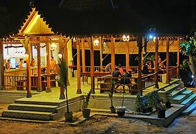 Ary's Lagoon by Cocotel