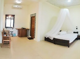 Ary's Lagoon by Cocotel