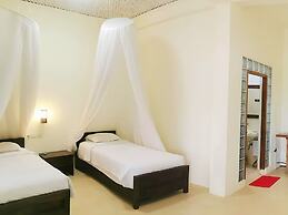 Ary's Lagoon by Cocotel