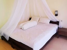 Ary's Lagoon by Cocotel