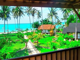 Ary's Lagoon by Cocotel