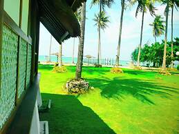 Ary's Lagoon by Cocotel