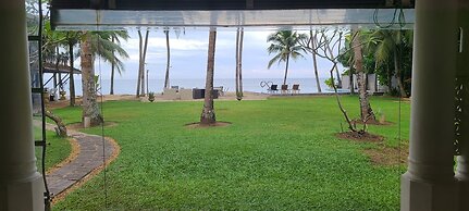 Amor Beach Unawatuna