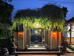 Puri Soka Lembongan by ABM