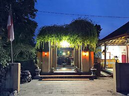 Puri Soka Lembongan by ABM