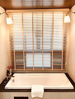 Huern Kan Thong Hotel