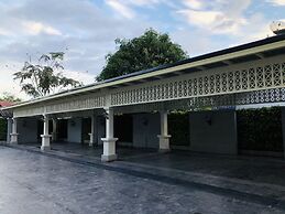 Huern Kan Thong Hotel