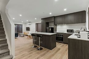 302 Te Irirangi Drive