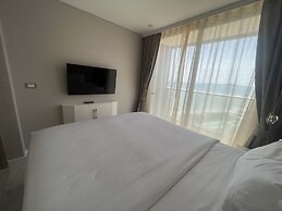 Copacabana Jomtien Beach Condo