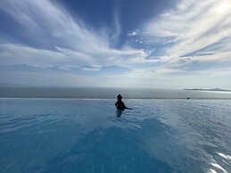 Copacabana Jomtien Beach Condo