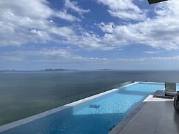 Copacabana Jomtien Beach Condo