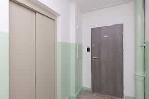 Kopcińskiego Apartment Warsaw by Renters