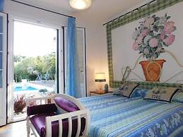 Wonderful Villa With Swimming Pool on Albarella