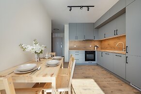 1 Bedroom Apartment Wrocław by Renters