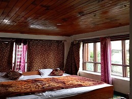 Goroomgo Fiza Guest House Pahalgam