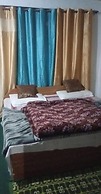 Goroomgo Fiza Guest House Pahalgam