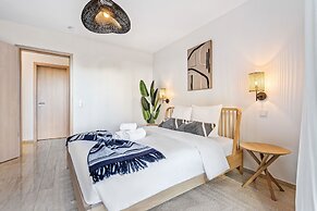 Modern 2-Bedroom Apartment ID227