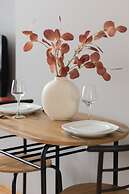 Sunny Studio Lwowska by Renters