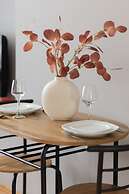 Sunny Studio Lwowska by Renters