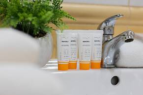 Sunny Studio Lwowska by Renters