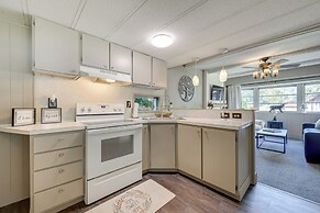 Maggie Valley Home ~ 5 Mi to Cataloochee Ski Area!