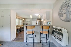 Maggie Valley Home ~ 5 Mi to Cataloochee Ski Area!