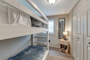 Maggie Valley Home ~ 5 Mi to Cataloochee Ski Area!