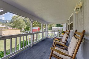 Maggie Valley Home ~ 5 Mi to Cataloochee Ski Area!
