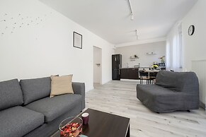 Apartment Białowieska by Renter