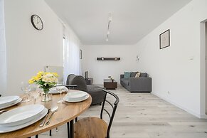 Apartment Białowieska by Renter