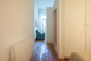 Liiiving - Urban Retreat Apartment