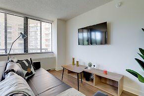 Luxury Apt with Rooftop Pentagon City
