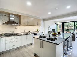 Solarium Villa by Atlantic Holiday