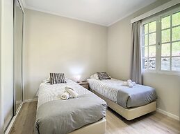 Solarium Villa by Atlantic Holiday